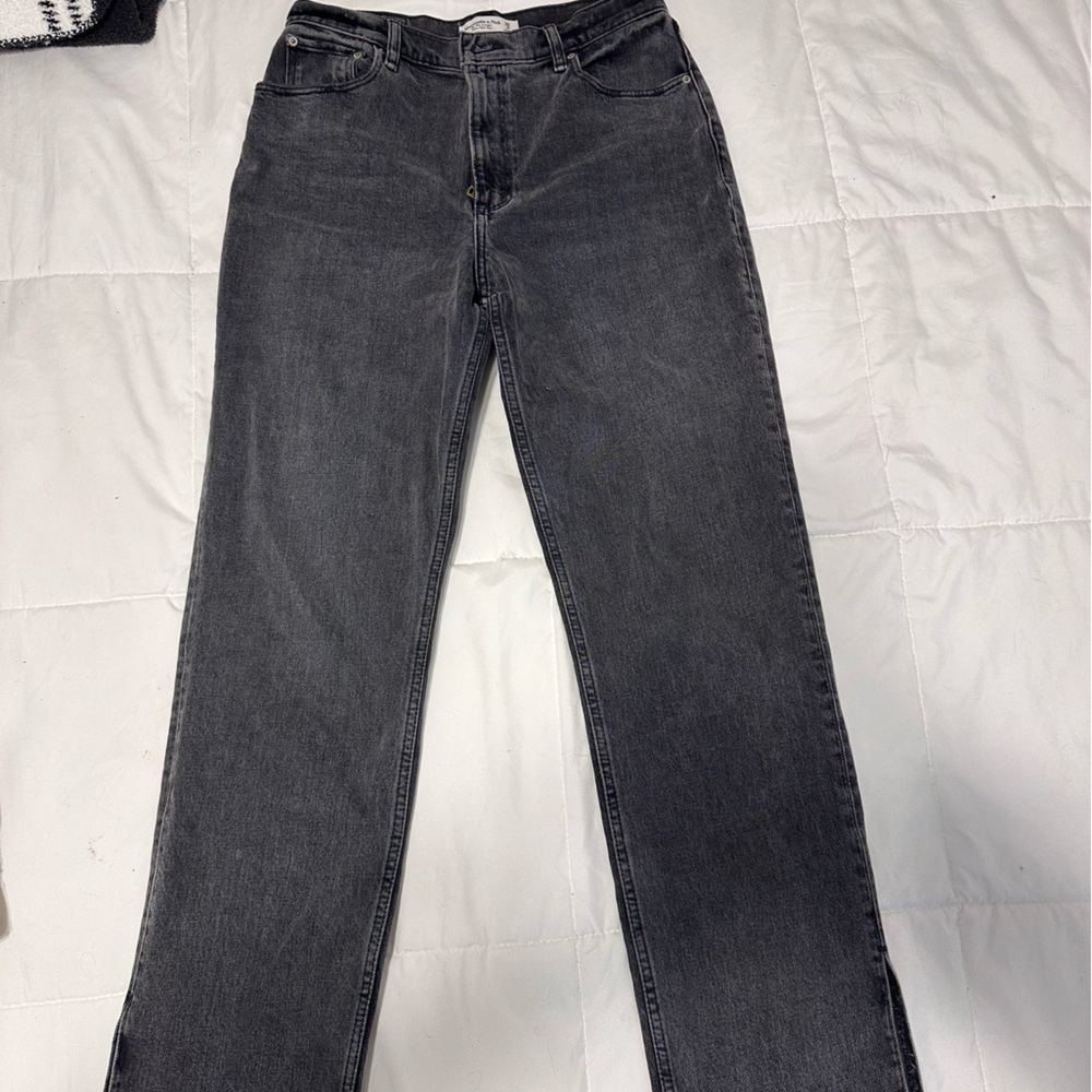 Abercrombie 90s straight leg size 29/8R